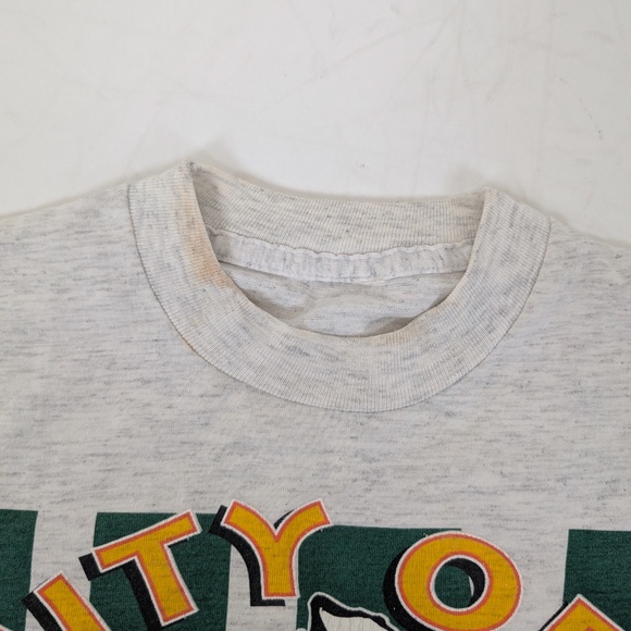 Vintage University of Miami Hurricanes T-shirt Short Sleeve Tee Paper Thin - Picture 6 of 7